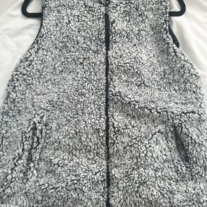 T X S Women's Medium Gray Coal Faux Fur Sherpa Fleece Jacket